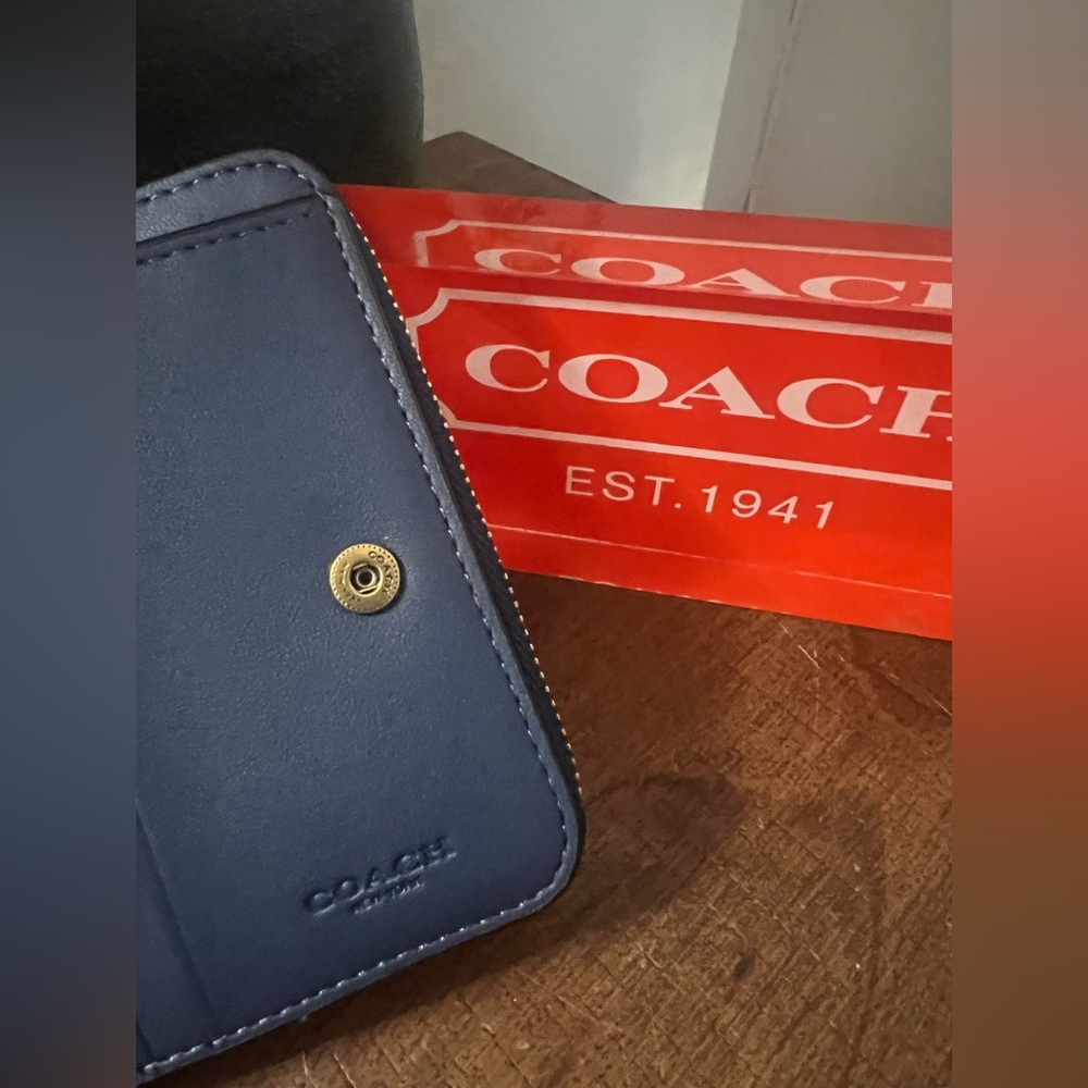 Coach Essentials Denim Bifold Wallet (NWT) - Picture 8 of 9